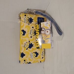 Loungefly Yellow Minions Banana Wristlet